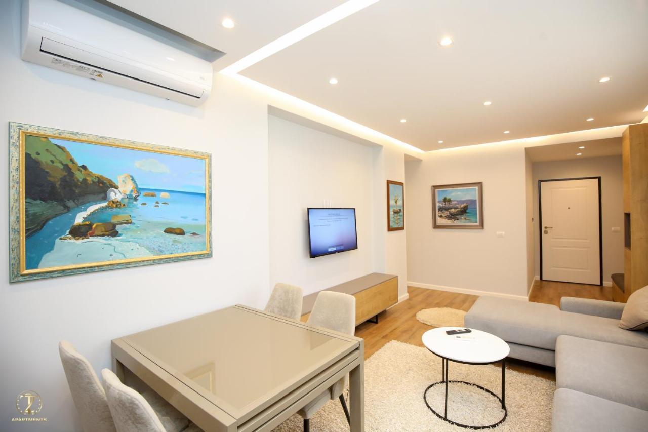 T2 City Apartments Vlore Exterior photo